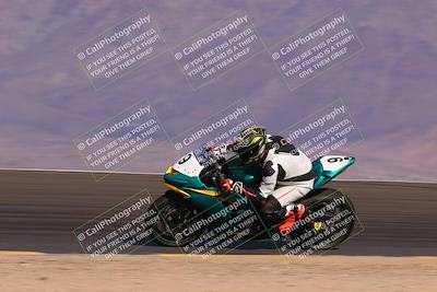 media/Dec-17-2022-SoCal Trackdays (Sat) [[224abd9271]]/Turn 12 Inside Distant (1025am)/